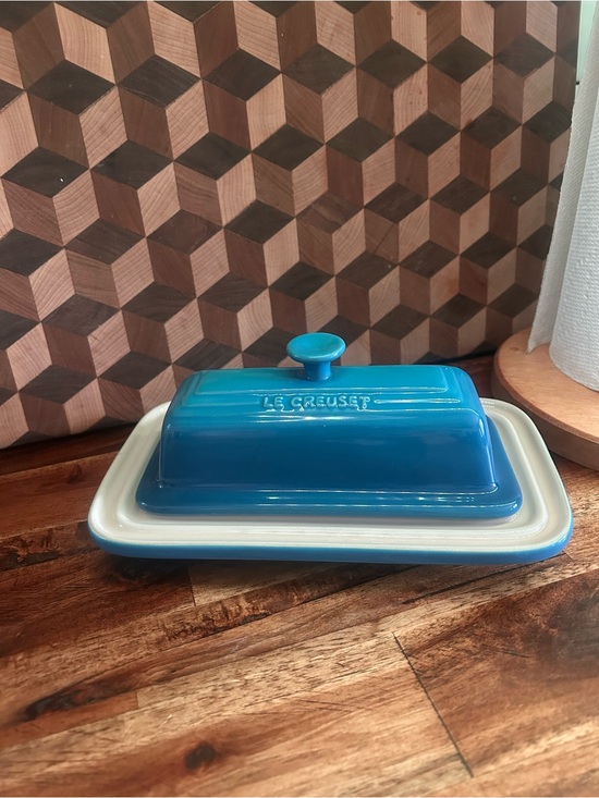 Le Creuset Other - Le Creuset Stoneware Heritage Covered Butter Dish Marseille Blue